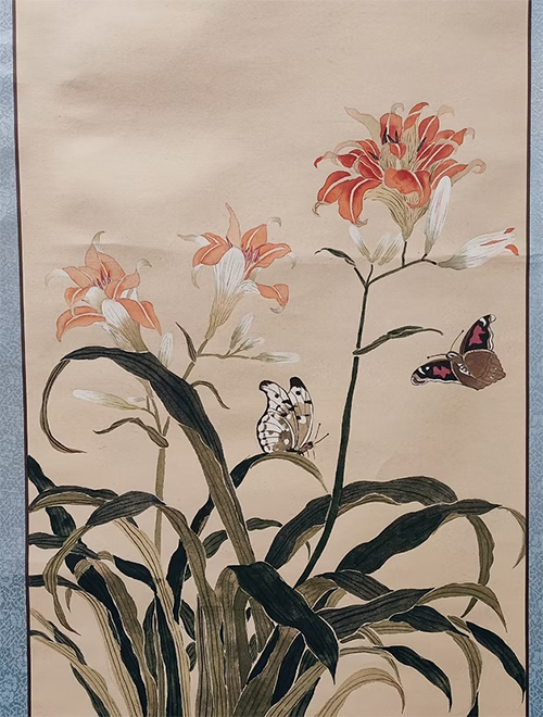 鮮やかな花々と舞う蝶が描かれた、生命力あふれる水彩作品
A vibrant watercolor painting of butterflies dancing among vivid flowers